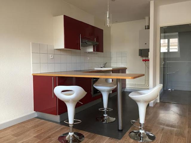 Location Appartement 2 pièces 65 m2 Tarbes