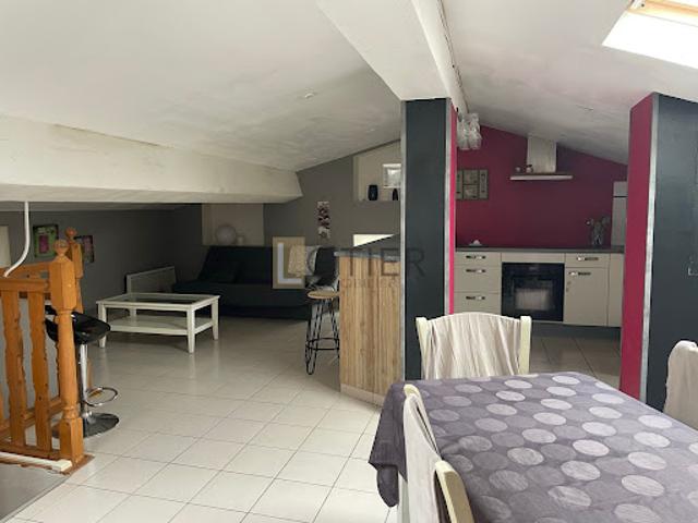 Location Appartement 2 pièces 65 m2 Pezens
