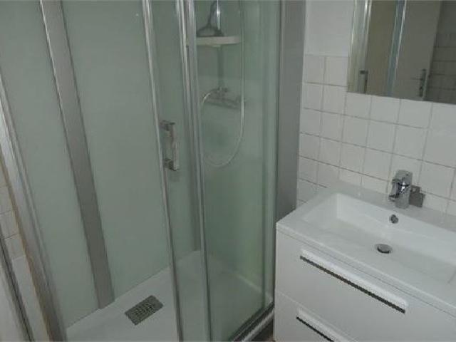 Location Appartement 2 pièces 65m²