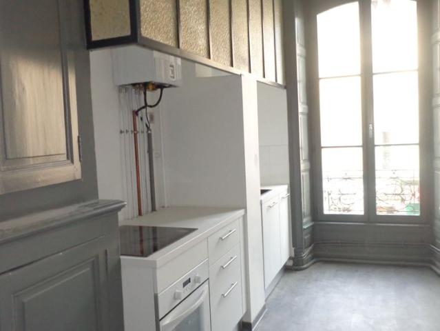 Location Appartement 2 pièces 65m² AURILLAC 15000