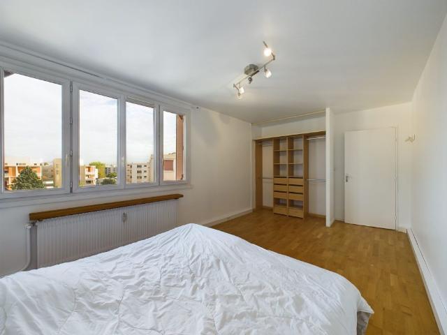 Location Appartement 2 pièces 65m² VILLEURBANNE 69100