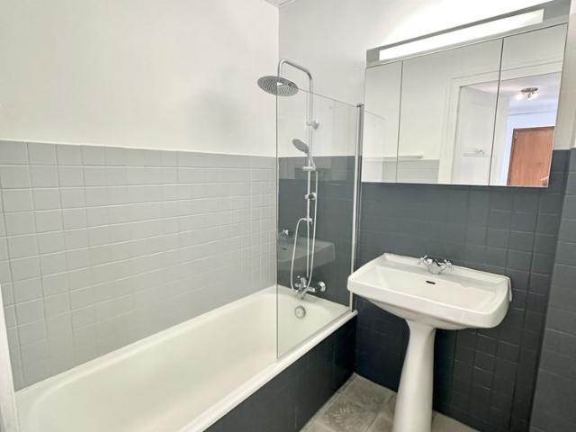 Location Appartement 2 pièces 66m² GRENOBLE 38000