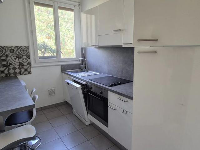 Location Appartement 2 pièces 66m² NICE 06100