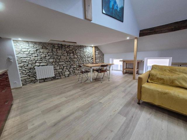 Location appartement 2 pièces 69.5 m² à Mâcon 71000 4 665 €