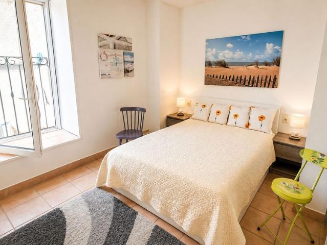 Location appartement 2 pièces, 69.98m², Mèze