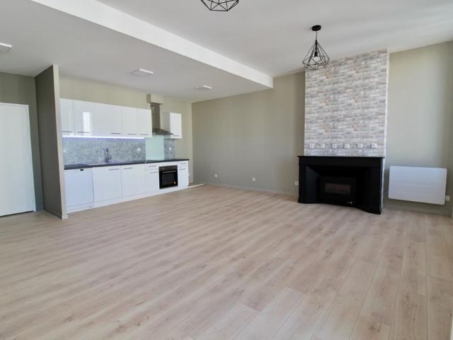 Location Appartement 2 pièces 69m²