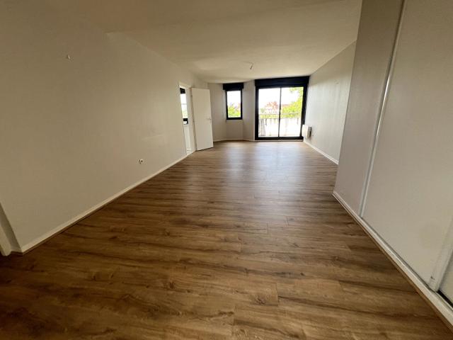 Location Appartement 2 pièces 69m² TOULOUSE 31000