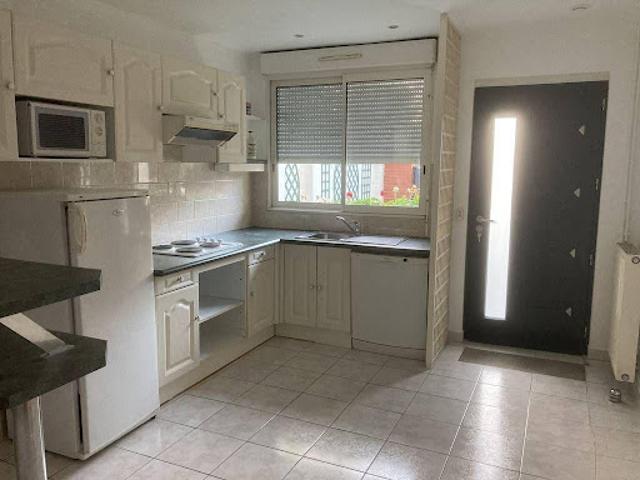Location Appartement 2 pièces 73 m2 Chennevieres sur marne
