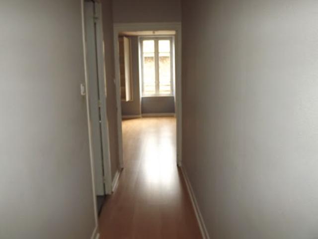 Location Appartement 2 pièces 70 m2 Marcigny