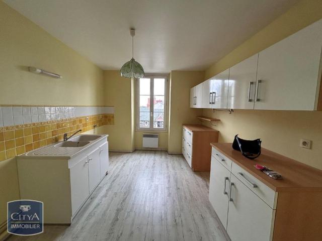 Location Appartement 2 pièces 70m² BOURGES 18000