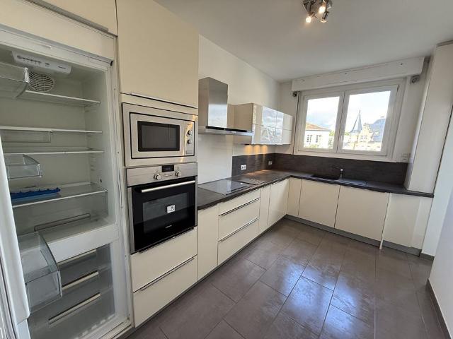 Location Appartement 2 pièces 70m² STRASBOURG 67000