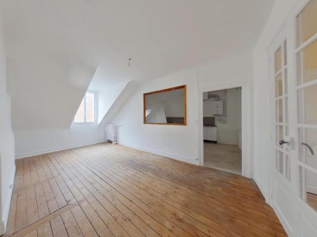 Location Appartement 2 pièces 70m² TOURS 37000