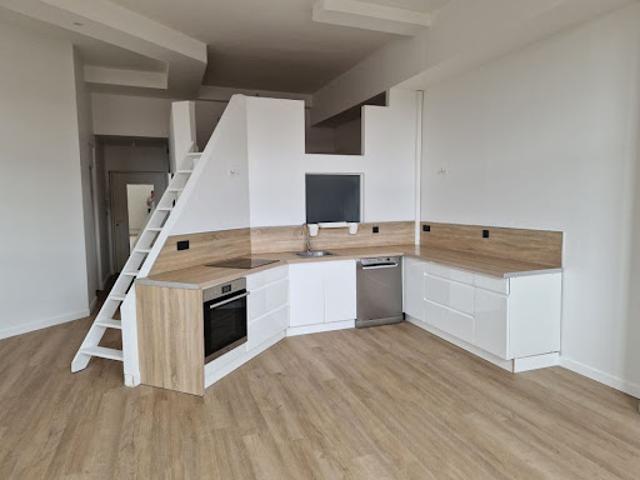 Location Appartement 2 pièces 71 m2 Saint André lez Lille
