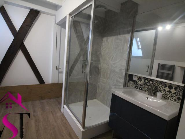 Location Appartement 2 pièces 71m² AUXONNE 21130