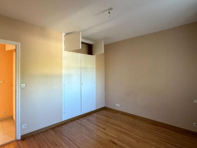 Location Appartement 2 pièces 72m²