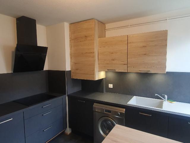Location Appartement 2 pièces 72m² MONTPELLIER 34000