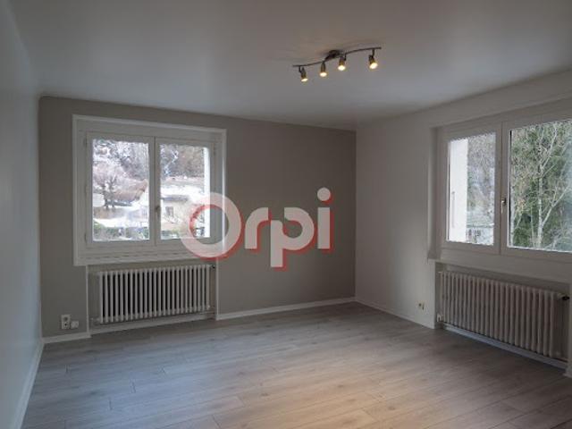 Location Appartement 2 pièces 79.79 m2 Magland