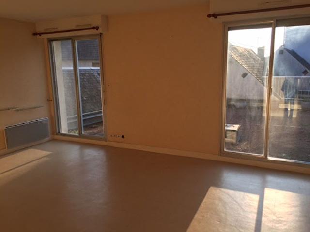 Location Appartement 2 pièces 80.7 m2 Selles sur Cher