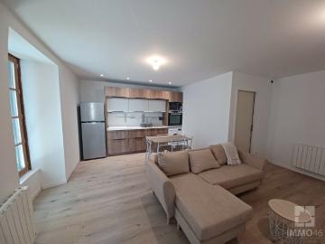Location Appartement 2 pièces 80m² CAHORS 46000