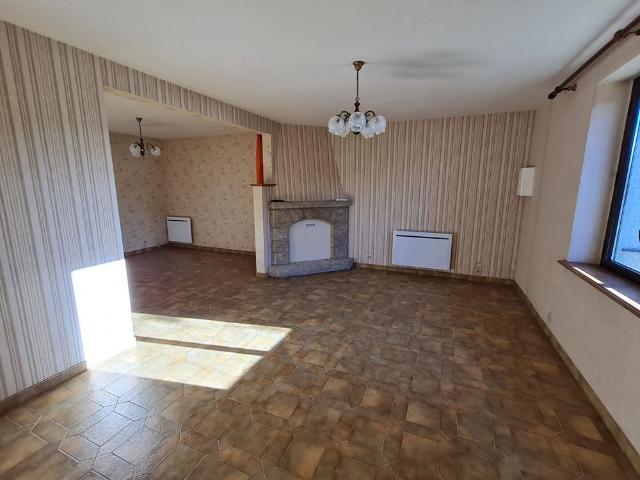 Location Appartement 2 pièces 85m²
