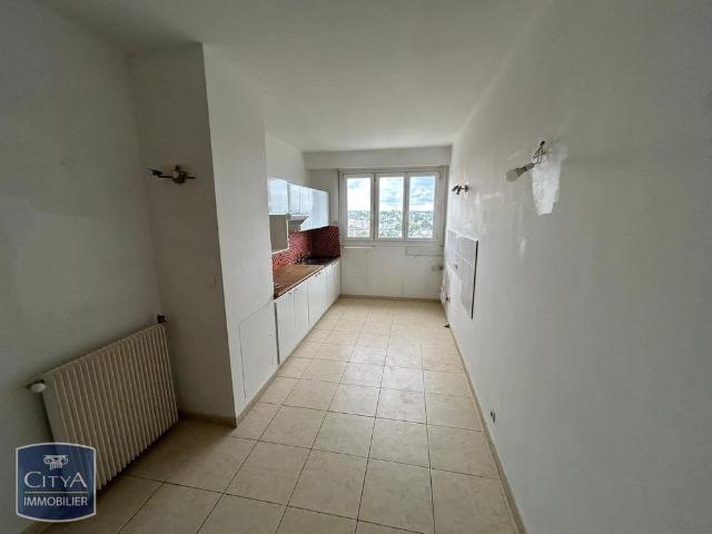 Location Appartement 2 pièces 89m² CHOLET 49300