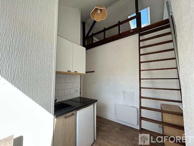Location Appartement 2 pièces 9.57 m2 Reims