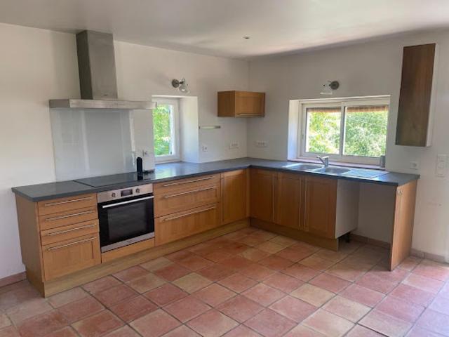 Location Appartement 2 pièces 117.95 m2 Saint Jean de Valériscle