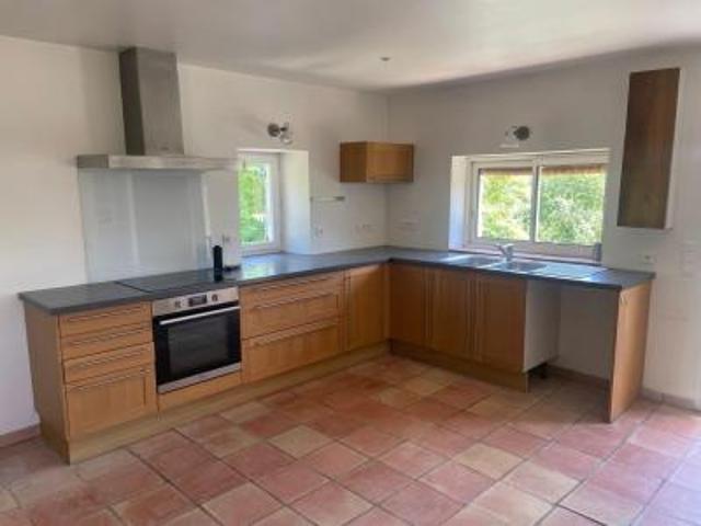 location appartement 2 pièces 117 m2 gard 30960 850 €