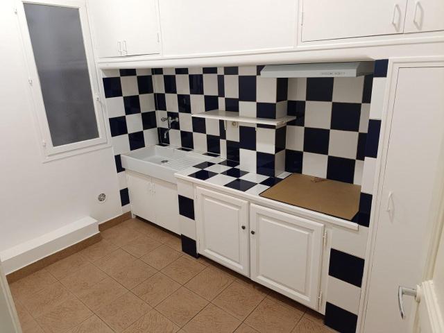 Location appartement 2 pièces 13005 Marseille