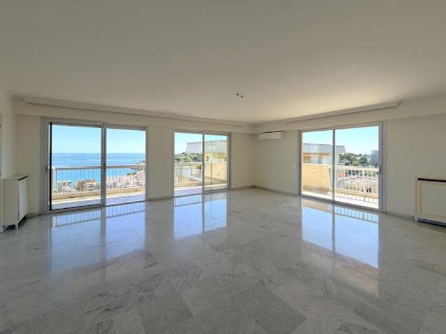 Location Appartement 2 pièces 137 m2 Roquebrune Cap Martin