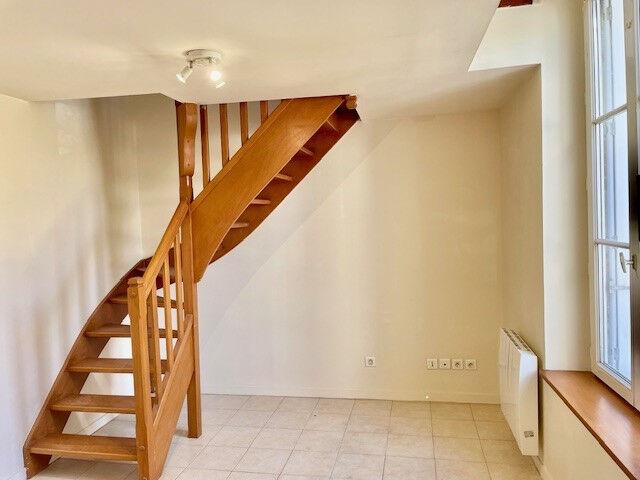 Location appartement 2 pièces, 17.00m², Châteauneuf sur Loire