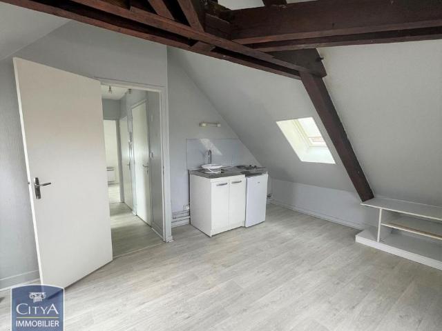 Location Appartement 2 pièces 19m² LAVAL 53000