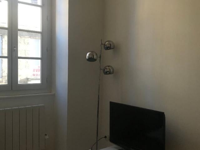 Location Appartement 2 pièces 23m² BORDEAUX 33000