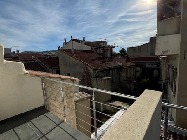 Location Appartement 2 pièces 23m² MARSEILLE 10ème