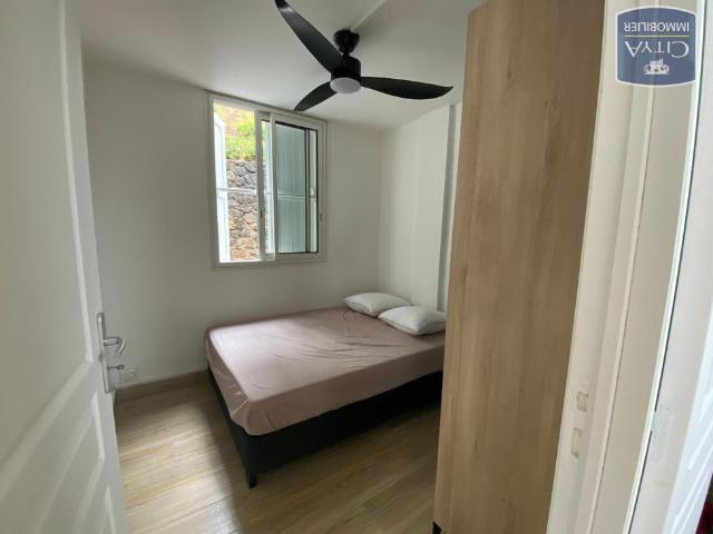 Location Appartement 2 pièces 23m² ST DENIS 97400