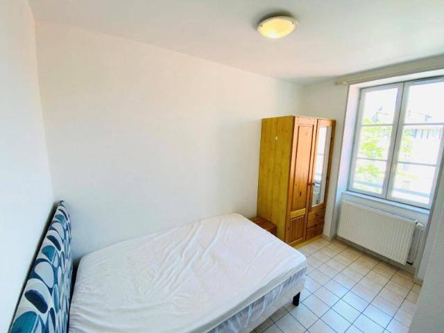 Location appartement 2 pièces 21.75 m² à Mâcon 71000 4 360 €