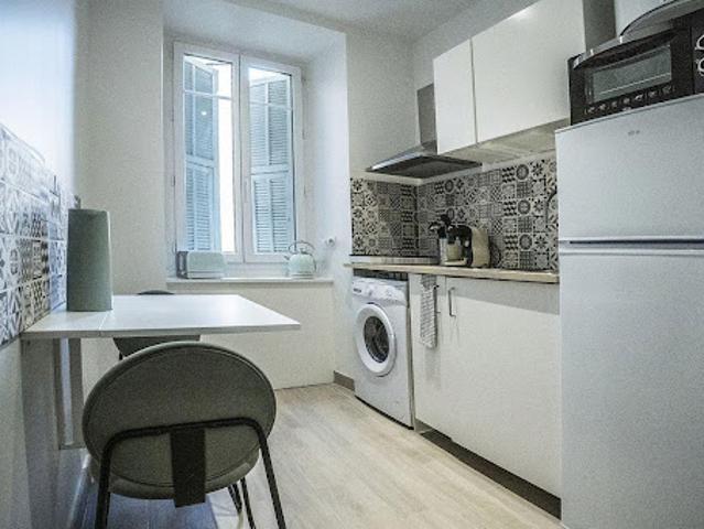 Location Appartement 2 pièces 21 m2 Nice
