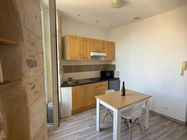 Location Appartement 2 pièces 21m² NIMES 30900
