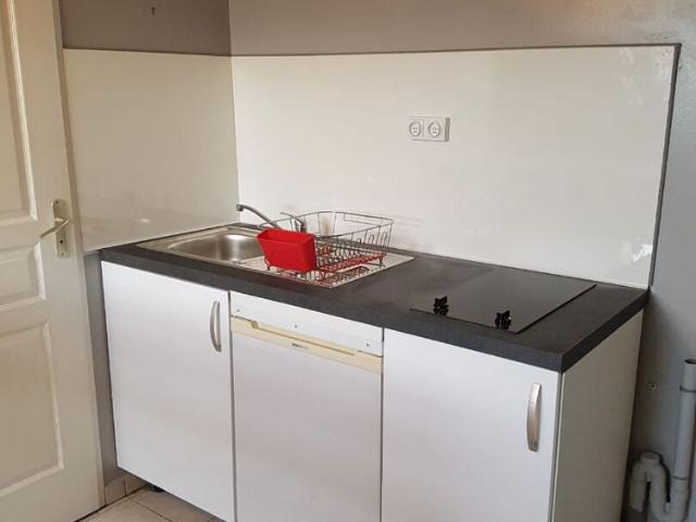 Location appartement 2 pièces, 22.00m², Soissons