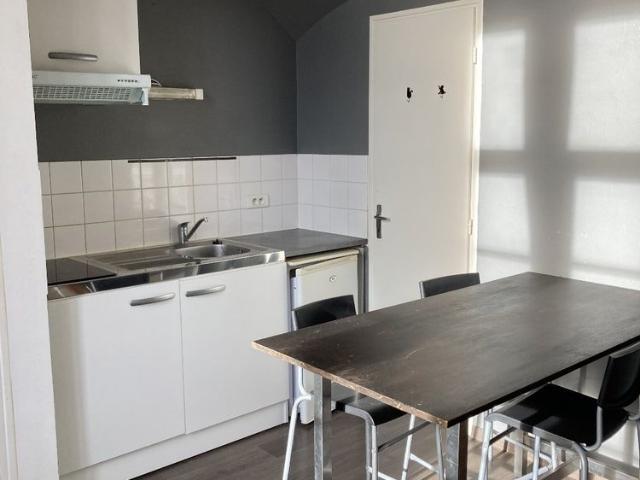 Location Appartement 2 pièces 22m² ANGOULEME 16000