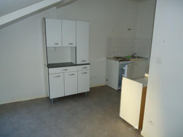 Location Appartement 2 pièces 22m² NEVERS 58000