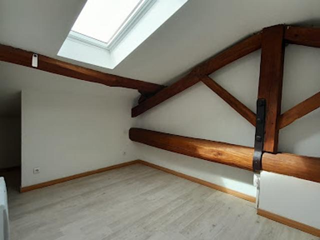 Location Appartement 2 pièces 27.76 m2 Labastide Saint Pierre