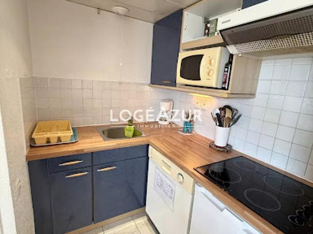 Location Appartement 2 pièces 27.7 m2 Le golfe juan