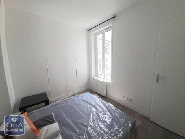 Location Appartement 2 pièces 27m² CLERMONT FERRAND 63000