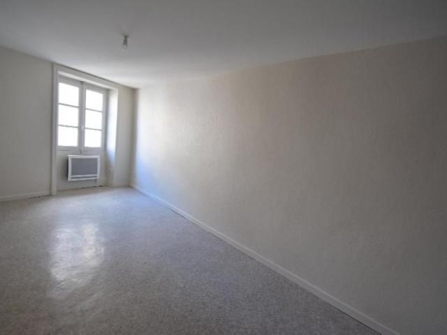 Location Appartement 2 pièces 27m² AUBENAS 07200