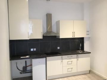 Location Appartement 2 pièces 27m² BORDEAUX 33000