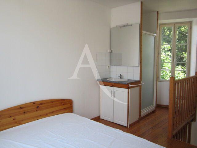 Location Appartement 2 pièces 27m² FONTENAY LE COMTE 85200