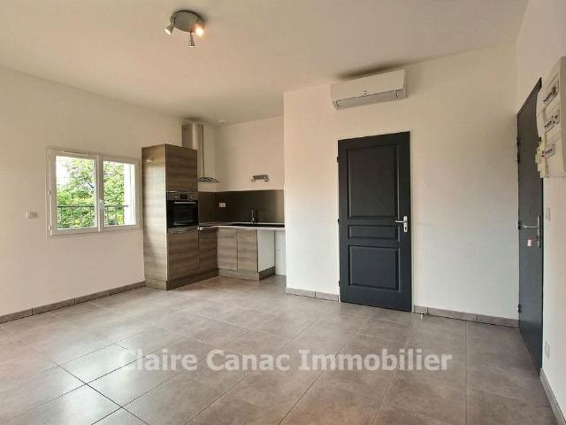 Location Appartement 2 pièces 27m² LABRUGUIERE 81290