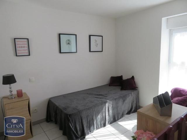 Location Appartement 2 pièces 24m² CARCASSONNE 11000