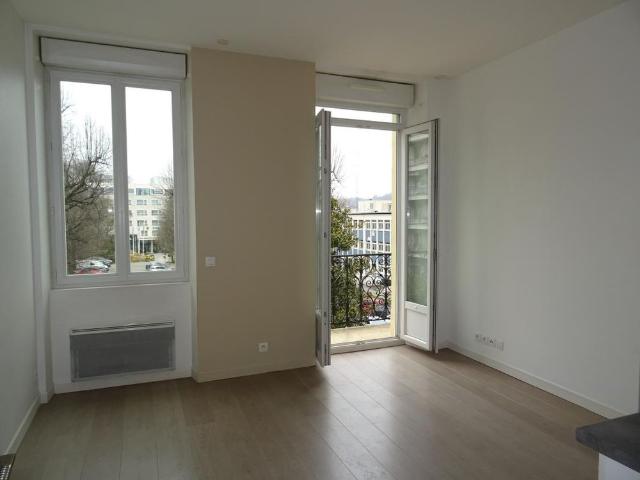 Location Appartement 2 pièces 24m² AIX LES BAINS 73100